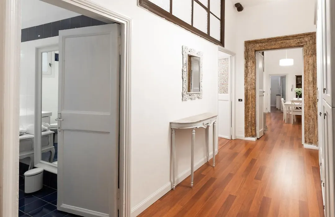 Amata Suite Pantheon-1