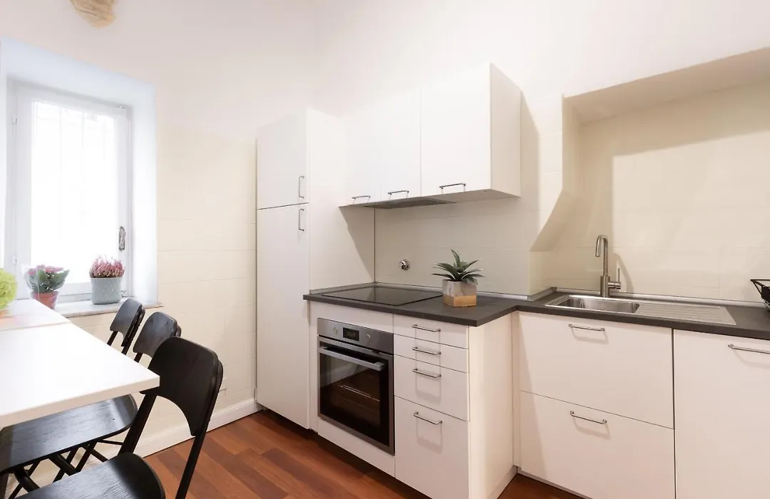 Amata Suite Pantheon-1